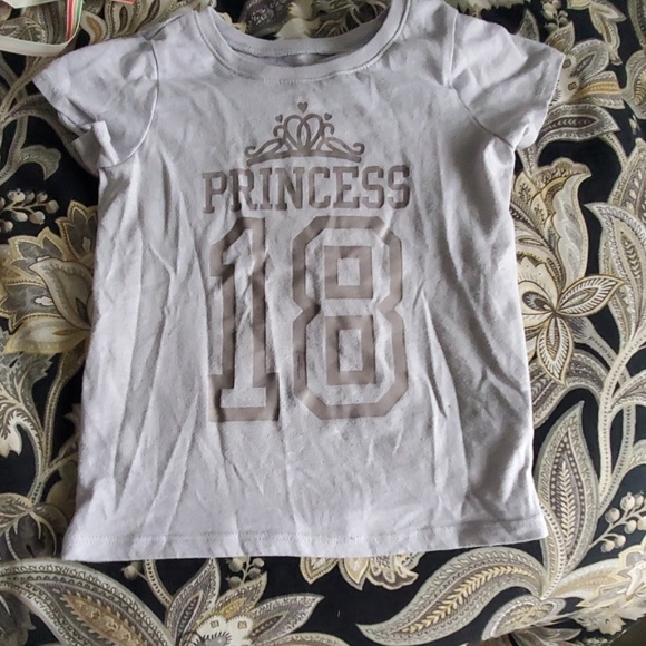 CHILDRENS PLACE TOP - Picture 1 of 2